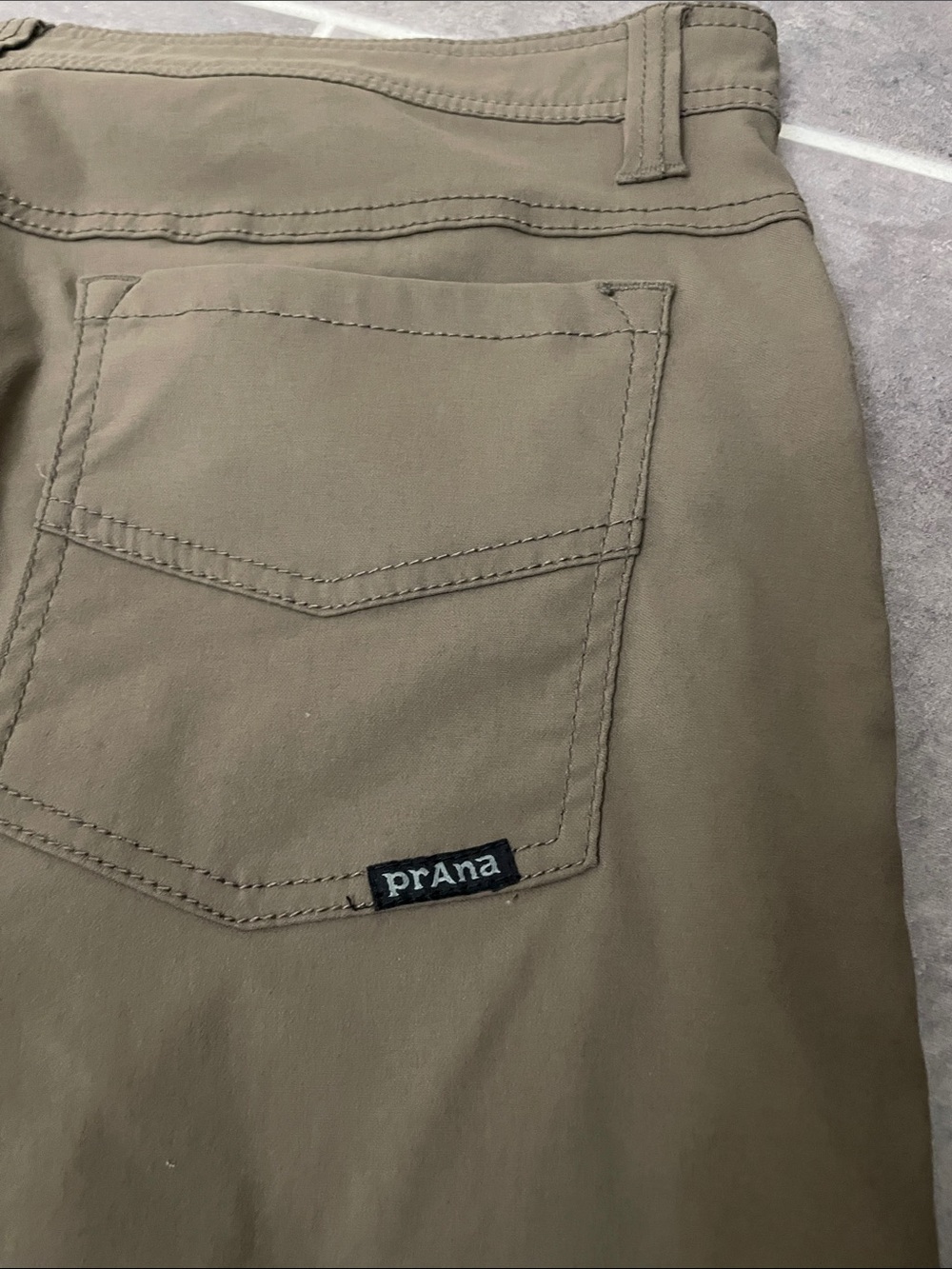 prAna Brion Slim Pant Khaki size 32X34 - Picture 7 of 9